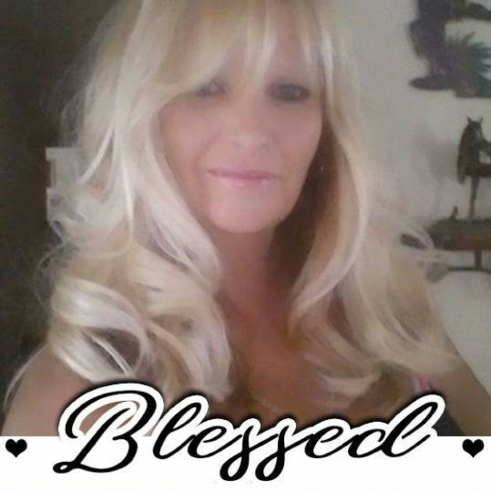 Meet your Posher, Renee
